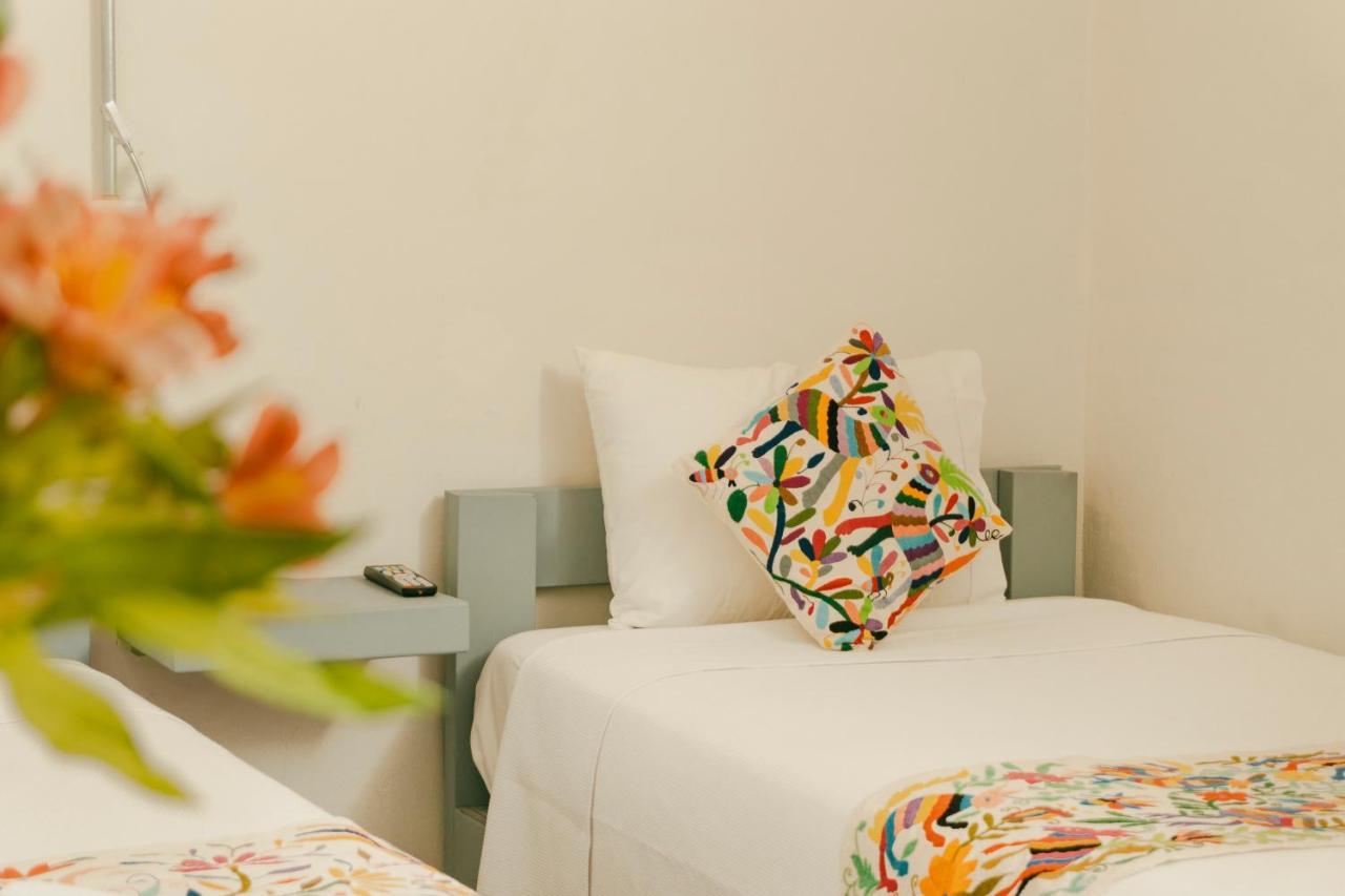 Bkl Hotel Oaxaca Bagian luar foto